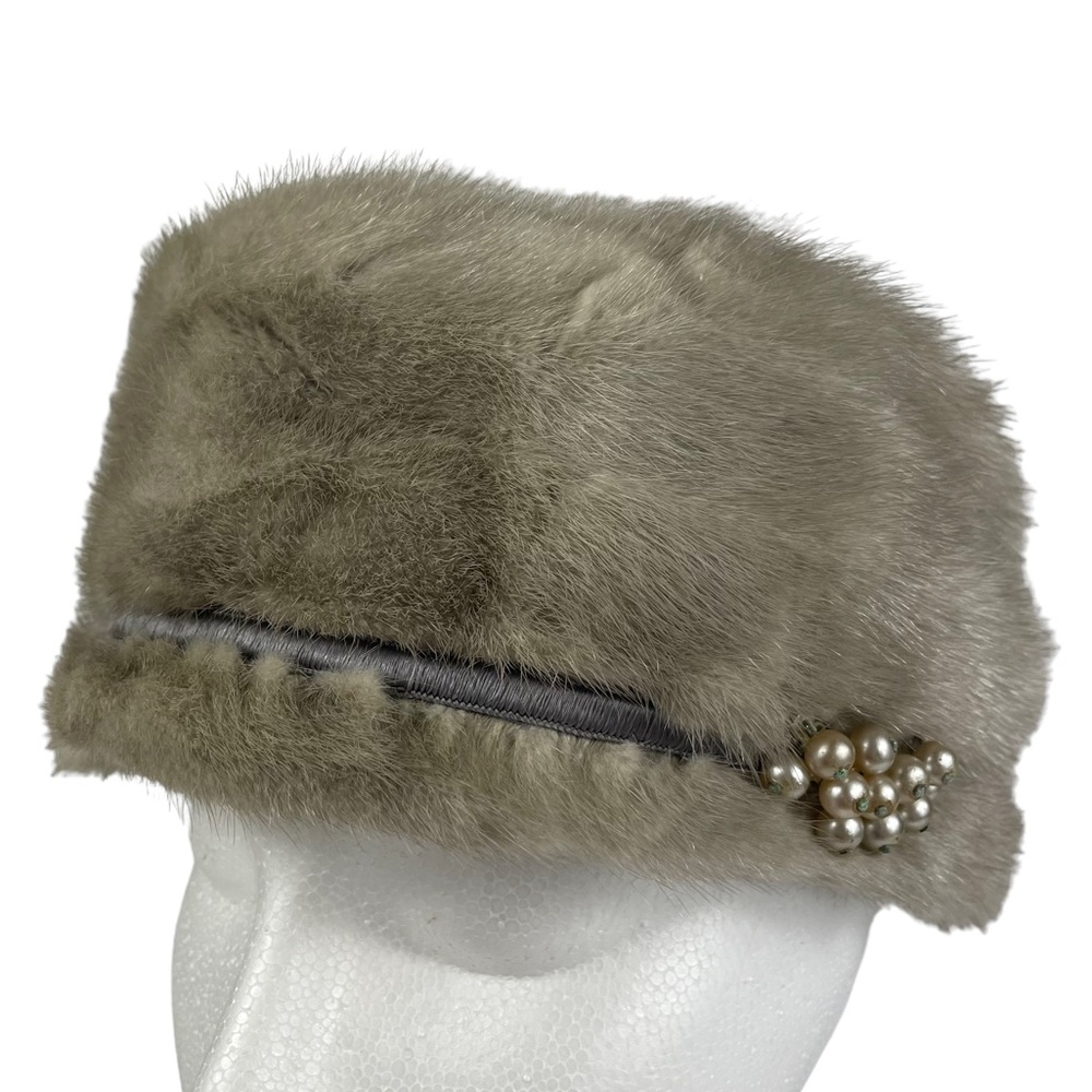 Janette Colombier Paris 1940s Union Made Imported Fur Winter Hat Pearl Accent OS - Picture 4 of 16